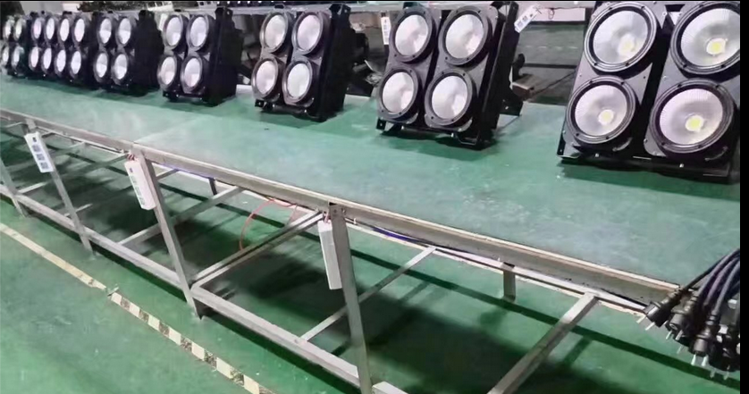 舞臺燈光 LED 四眼觀眾燈COB面光燈適用于哪些場所？效果圖