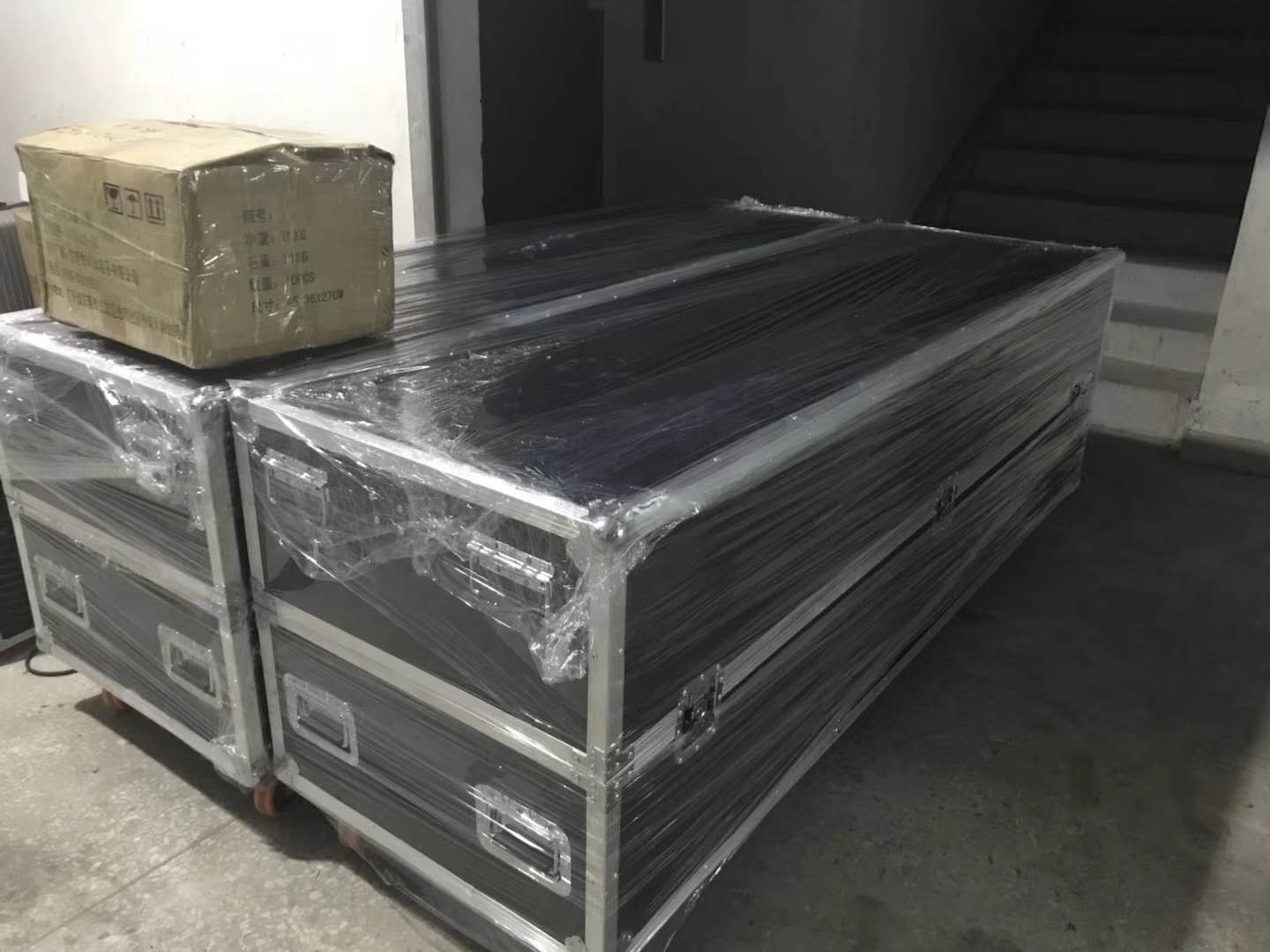 好消息：水霧屏/霧幕機(jī)升級(jí)換代了！功能更強(qiáng)！性能更好！效果圖